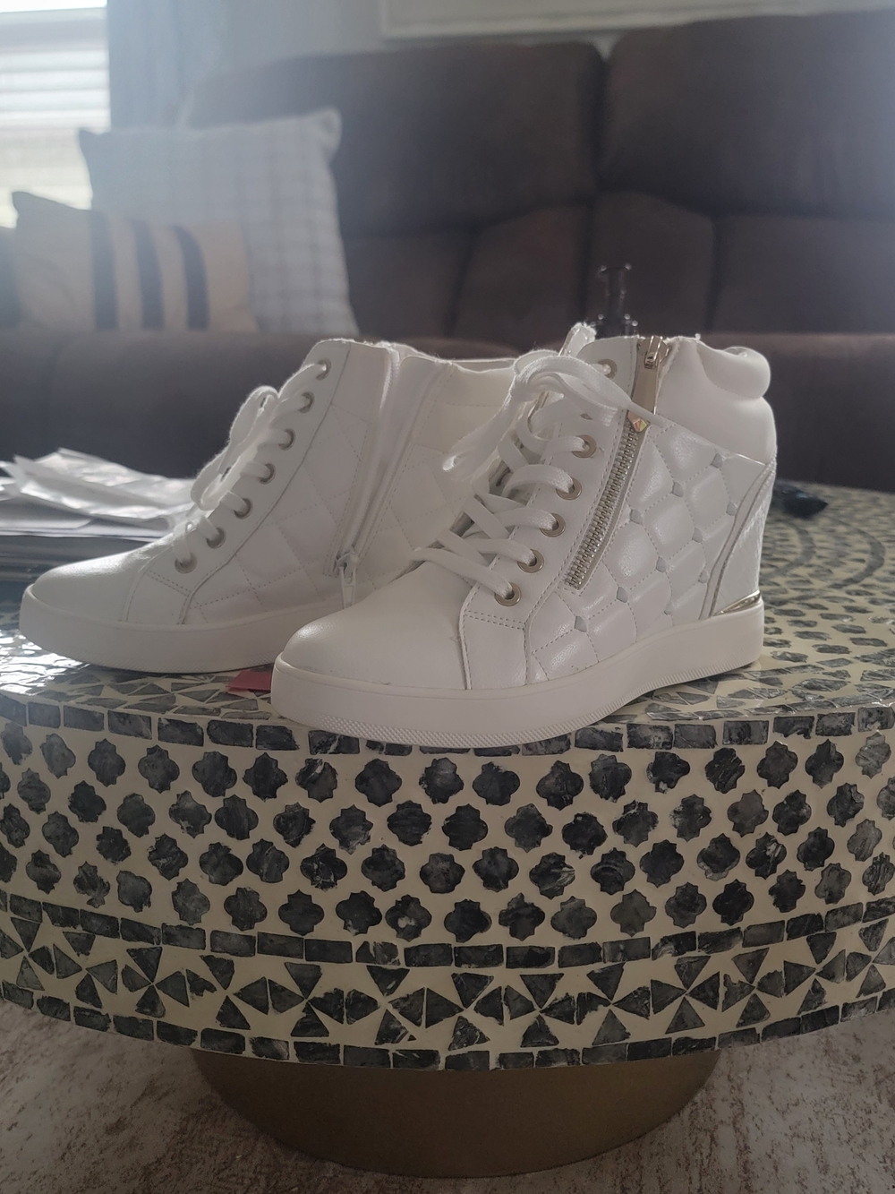 White Quilted High-Top Sneakers Aldo with Side Gold Zip - Women
